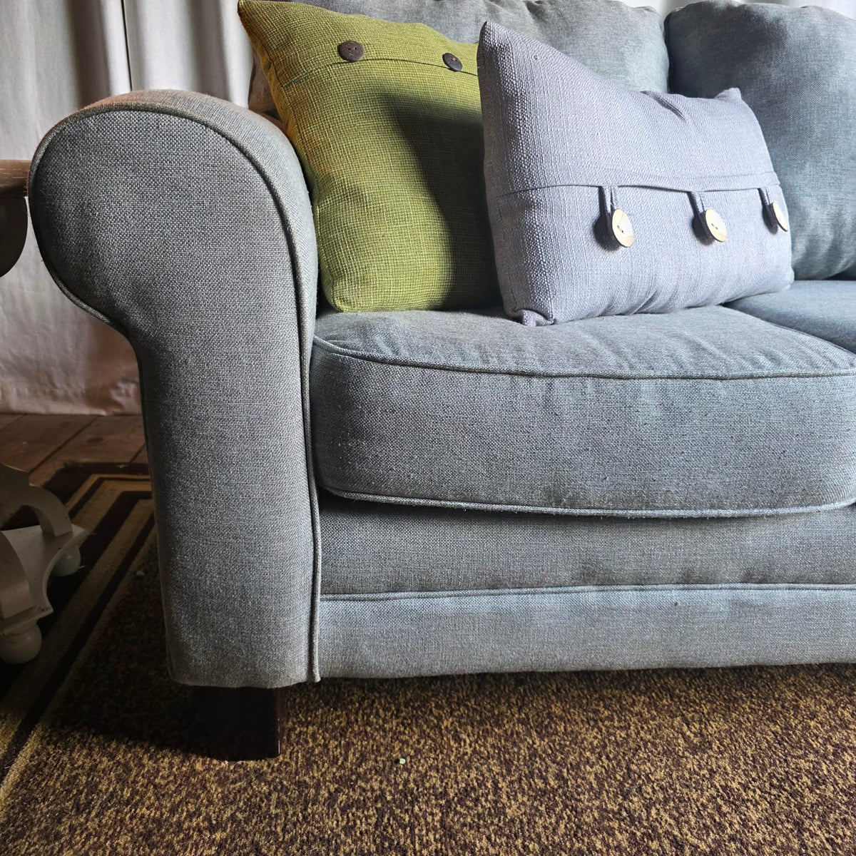 Light Grey 3-Seat Sofa – Rolled Arms, Removable Cushions