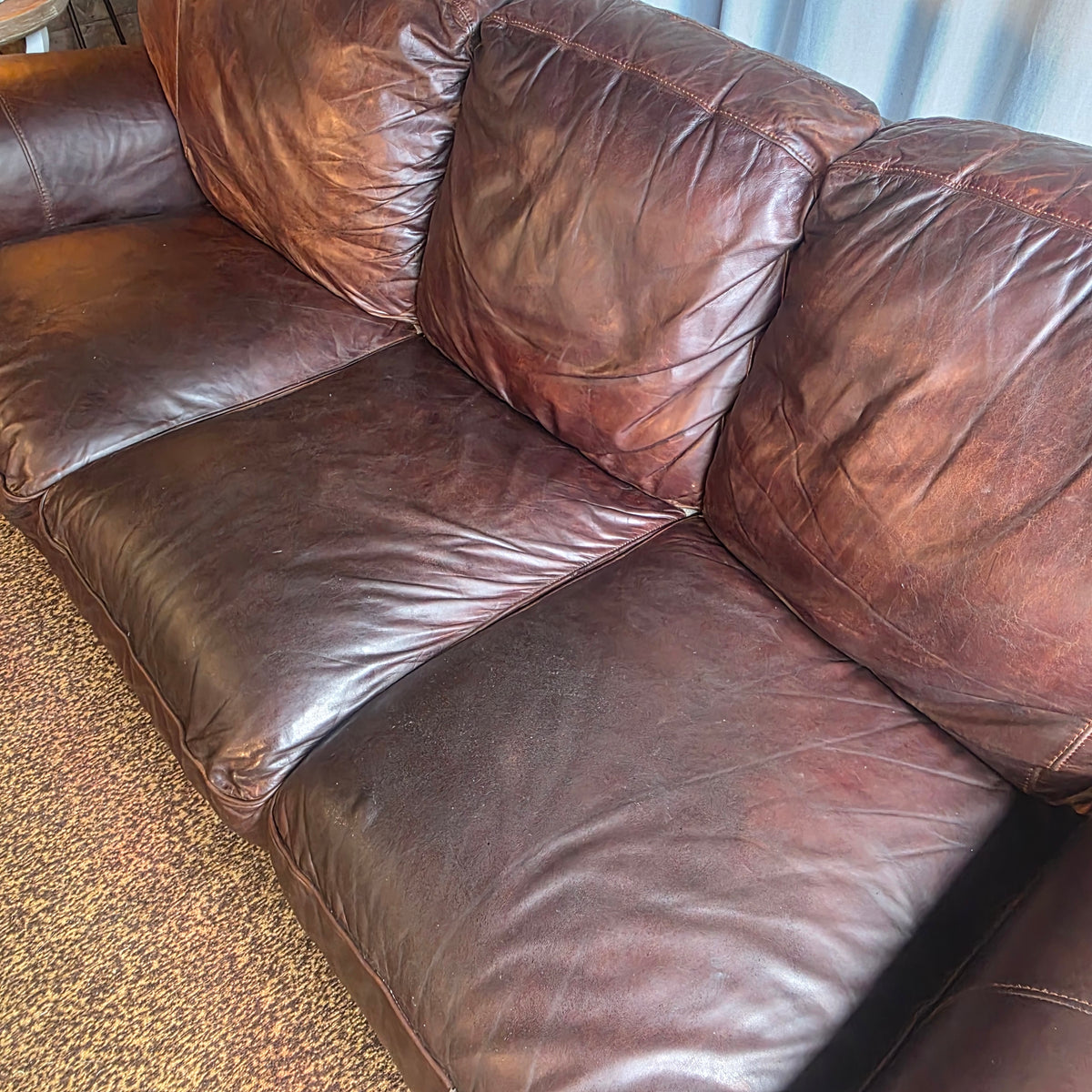 Brown Full-Wrap Top-Grain Aniline Leather Sofa – Rolled Arms & Nailhead Trim