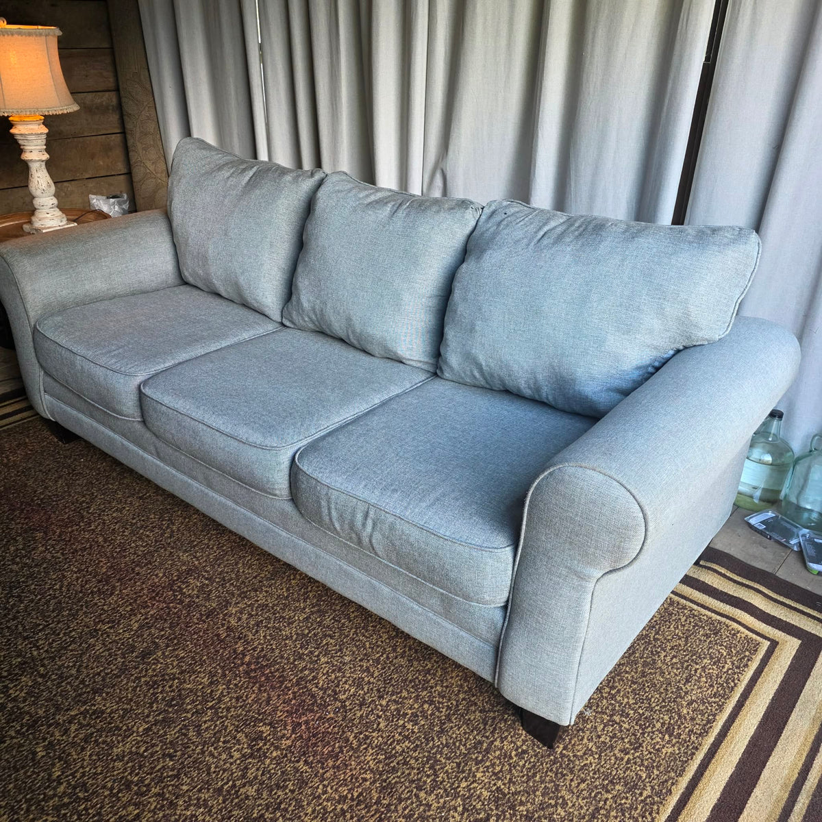 Light Grey 3-Seat Sofa – Rolled Arms, Removable Cushions
