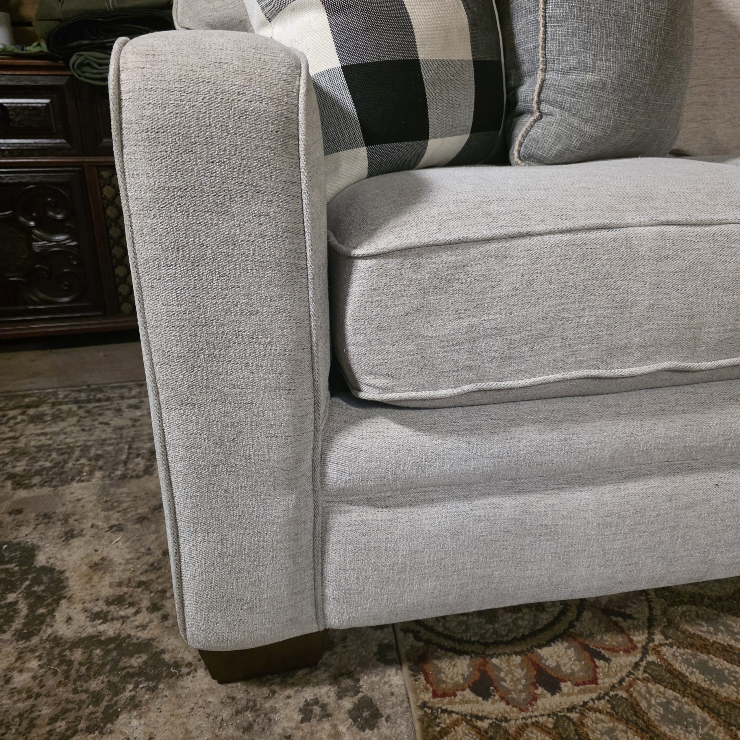 La‑Z‑Boy Meyer 3‑Pc Dove Sectional – Excellent Condition - Image 3